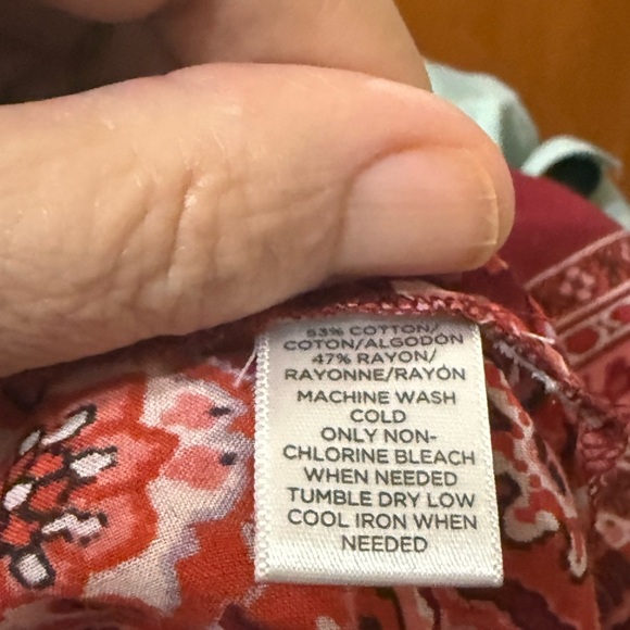 LOFT Red Long Sleeve Buttoned Blouse - Picture 5 of 5